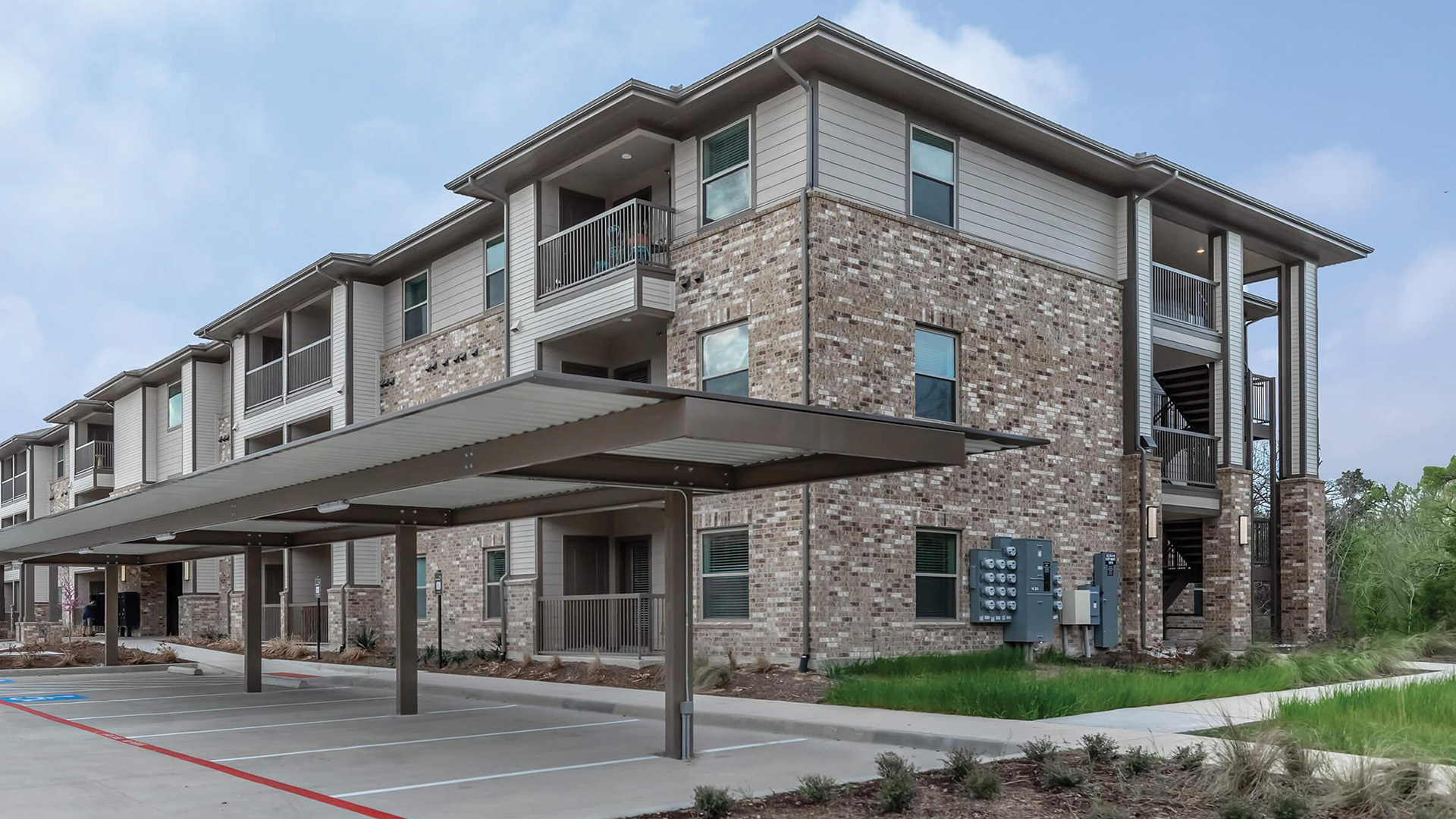 TBSG-Website-CC-GS-ResidencesLakeWaco-Hero