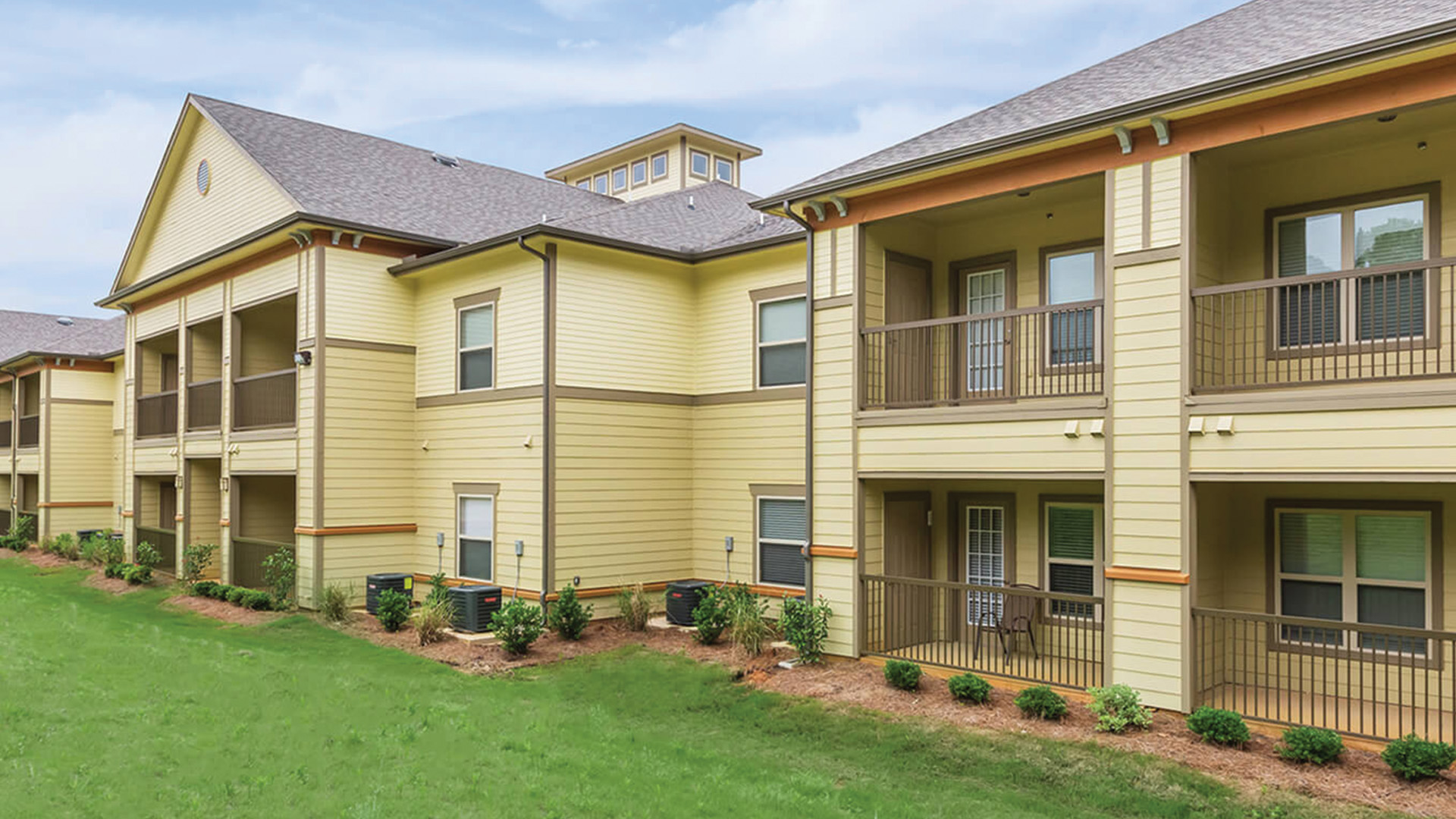 TBSG-Website-CC-GS-Whitehouse-Hero